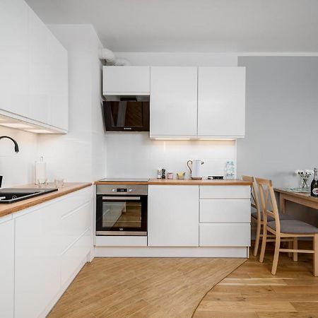 Warsaw Apartments White Ngoại thất bức ảnh